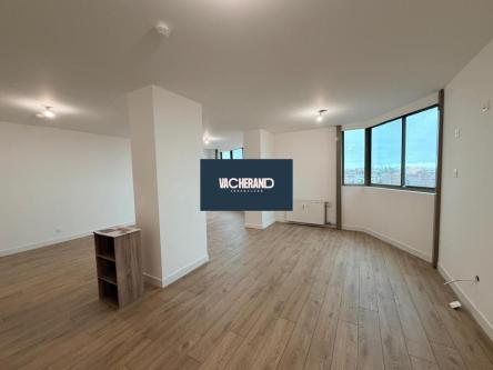 APPARTEMENT SPACIEUX 6 PIECES à Saint-Pol-sur-Mer - Photo 1