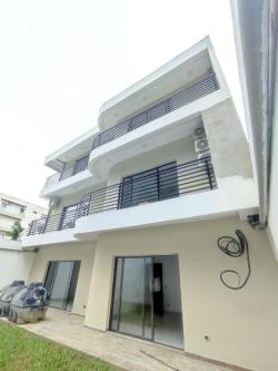 APPARTEMENTS NEUFS EN LOCATION - COCODY RIVIERA M'BADON à Abidjan - Photo 1