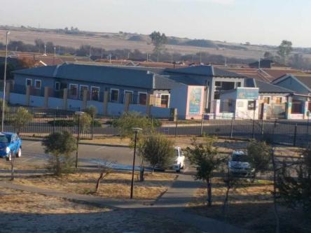 APPARTMENT FOR SALE in Bloemfontein - Image 1