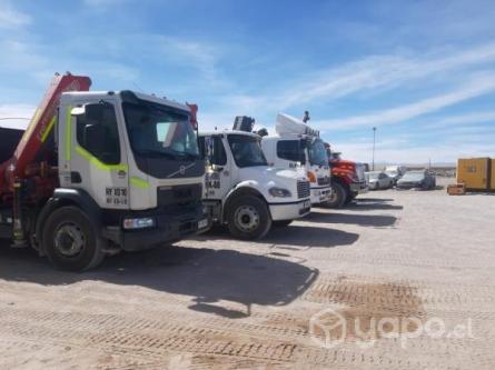 ARRIENDO CAMIONES PLUMAS MENSUALES/ DIARIOS /HORAS DOC AL DIA en Calama - Imagen 1