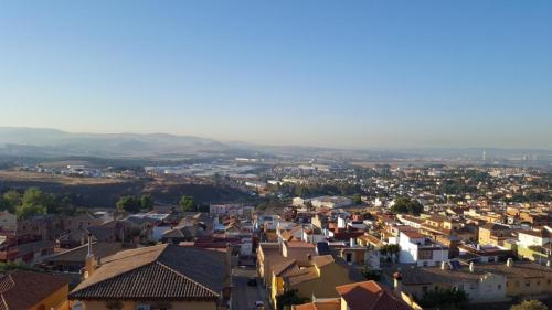 ATENCIÓN INVERSORES: LOCAL CON NEGOCIO EN ALTA RENTABILIDAD. … en Algeciras - Imagen 1