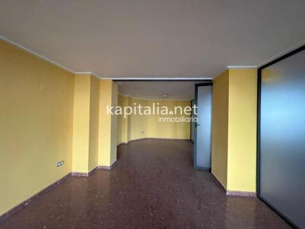 ¡ÁTICO CON TERRAZA! en Ontinyent - Imagen 1