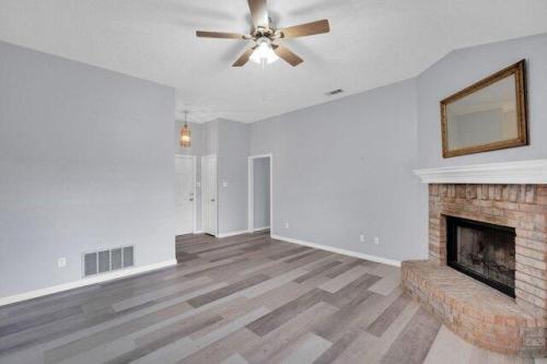 Alesha Rd, Red Oak, Home For Rent in DeSoto - Image 1