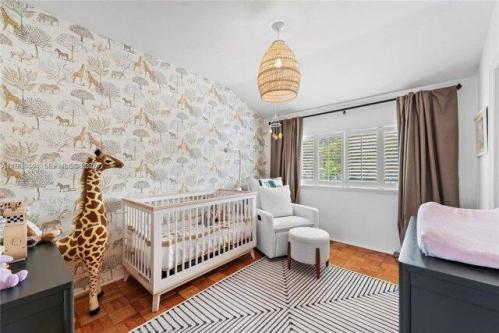 Alton Rd, Miami Beach, Home For Rent in Miami Beach - Image 1