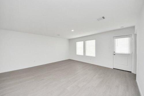Amy St, Angleton, Home For Rent in Pasadena - Image 1