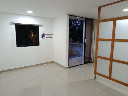 Apartaestudio en Alquiler Segundo piso Norte Barrio La Flora en Cali - Imagen 2