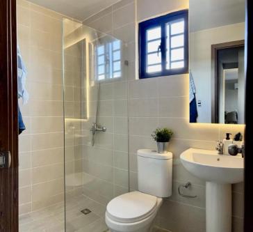 Apartamento de 2 Habitaciones con Balcón y Penthouse con Terraza en Los Minas - Imagen 6