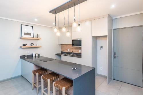 Apartment / Flat 175-ref-8323 for Rent in Midfields, Midrand in Kimberley - Image 1