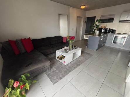 Apartment / Flat 2121-ref-1179 for Rent in Observatory, … in Cape Town - Image 1