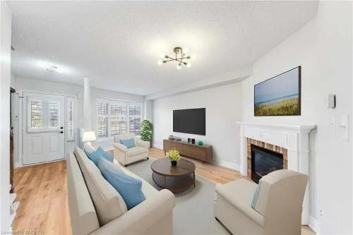 Apartment For Rent in Lewisville - Image 1