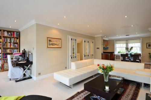 Apartment for Rent in Strabane, Strabane, Ref# 201826263 in Derry - Image 1