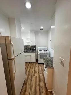 Apartments for Rent in Santa Monica - Image 1