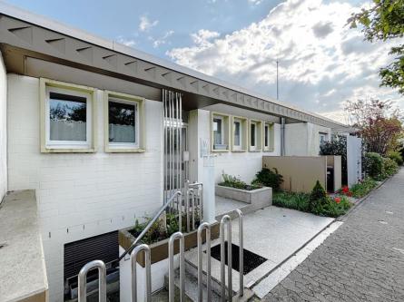 Architektenbungalow + Einliegerwohnung + separate … in Langen - Bild 1
