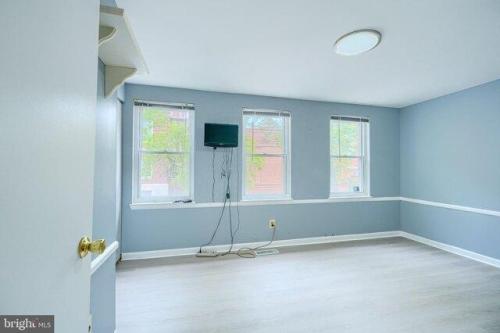 Ashland Ave, Baltimore, Home For Rent in Baltimore - Image 1