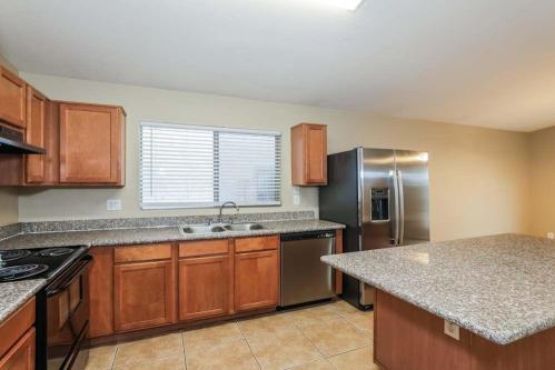 Available 3BED Single Family HOME For Rent in Phoenix, AZ in Phoenix - Image 10