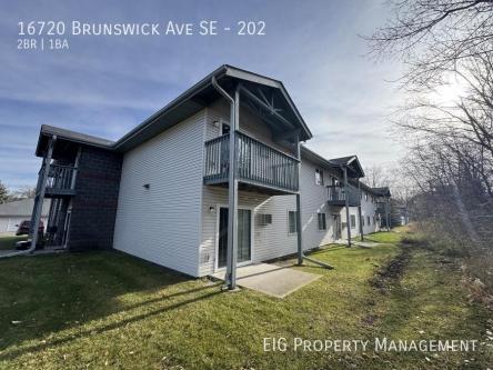 Available 6/5/2026 in Bloomington - Image 1