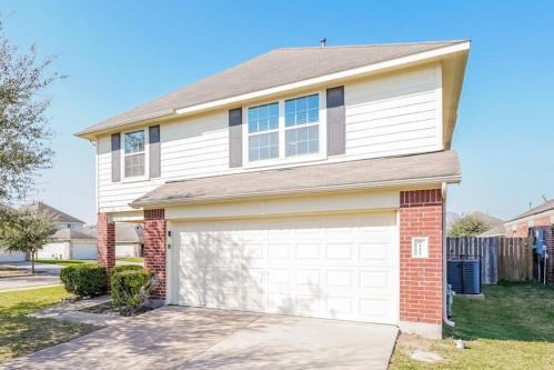 Available Single Family HOME For RENT In Houston, Texas in Pflugerville - Image 1