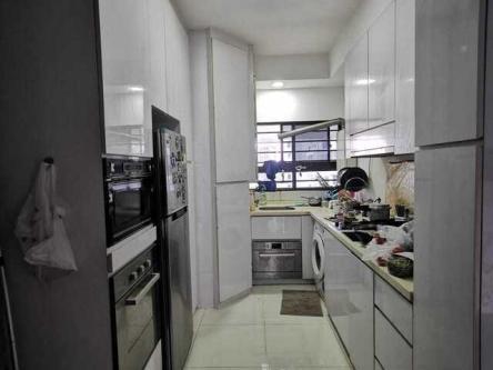 Available﻿ immediately - Common Room/Include Utilities/Wifi/ … in Singapore - Image 1