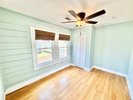 Avenue L Rear, Galveston, Home For Rent in Galveston - Image 1