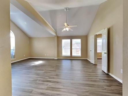 BEAUTIFUL SINGLE FAMILY HOME FOR RENT IN DALLAS, TX in DeSoto - Image 3