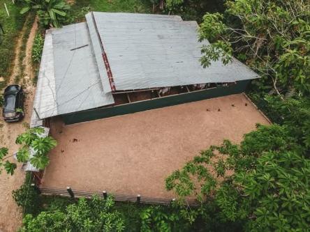 BELLÍSIMA PROPIEDAD EN COCLES, LIMÓN, COSTA RICA. en Limón - Imagen 1
