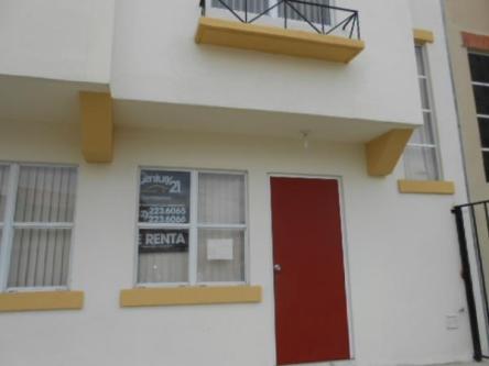 BONITA CASA EN RENTA EN CONJUNTO CERRADO en Atlacomulco - Imagen 1