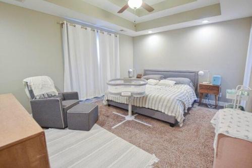 Barnhill Rd, Clarksville, Home For Rent in Clarksville - Image 1