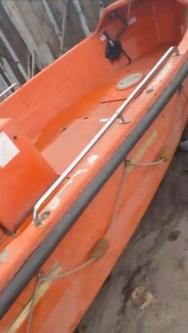 Bateau en polyester importé à Abidjan - Photo 7