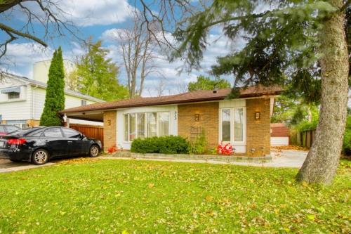 Beautiful 3-Bedroom Home for Rent in Brampton - Image 1