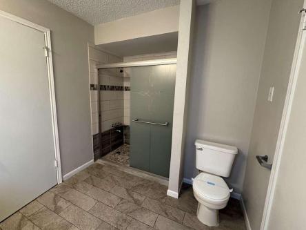 Beautiful Single Family HOME For RENT In Duncanville, TX in DeSoto - Image 6