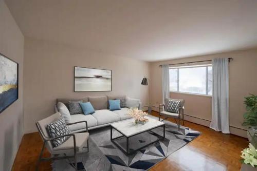 Bel Main in Winnipeg - Image 1