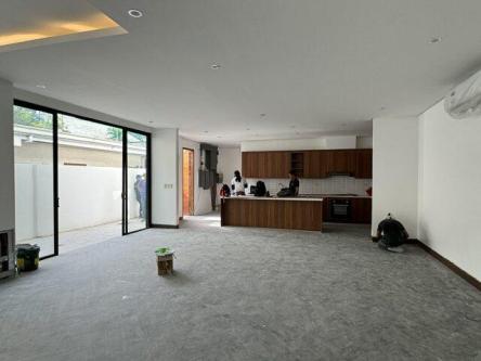 Bel-air, Makati, House For Rent in Bel-Air - Image 1