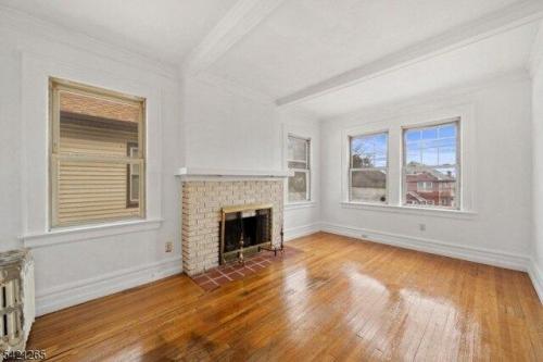 Berkeley Ave, Bloomfield, Home For Rent in Newark - Image 1