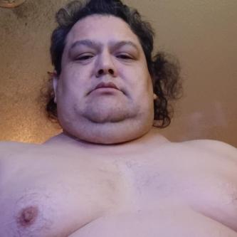 Bi curious widower with needs in Norfolk - Image 1