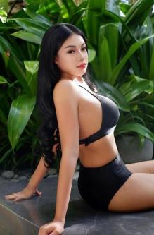 Big Ass Babe – Innocent Tease, Dirty Obedient Ride in Denpasar - Image 1
