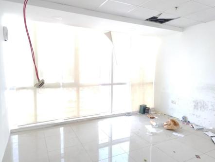 Big Fitted Office Available for Rent | Prime Location | Port in Dubai - Image 4