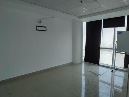 Big Fitted Office Available for Rent | Prime Location | Port in Dubai - Image 5