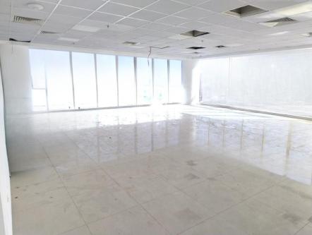 Big Fitted Office Available for Rent | Prime Location | Port in Dubai - Image 11