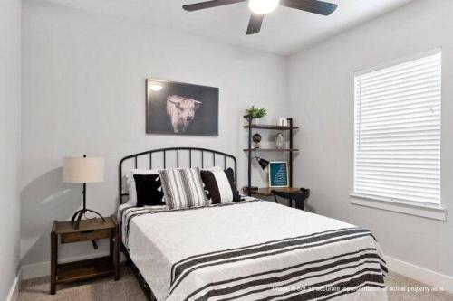 Birnham Woods Dr Unit,spring, Home For Rent in Spring - Image 1