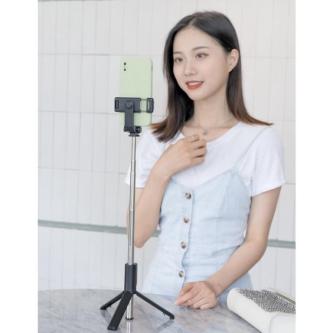 Bluetooth Selfie Stick R1 Selfie Stick in Singapore - Image 1