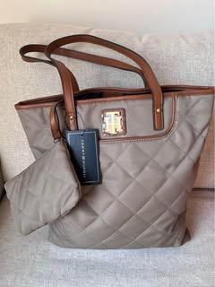 Bolso,Tommy Hilfiger en Santiago de Chile - Imagen 1