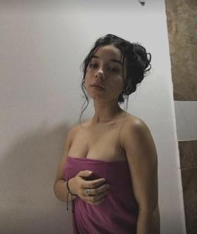 Breasts Craving Eternal Recurrence Load in Odendaalsrus - Image 1