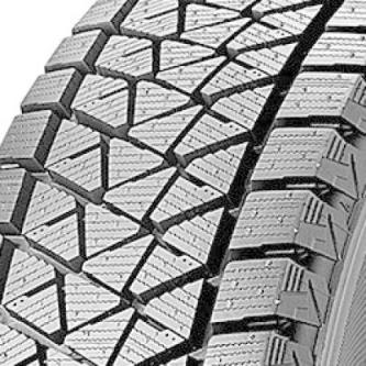 Bridgestone Blizzak DM V2 195/80 R15 96R in Berlin - Bild 1