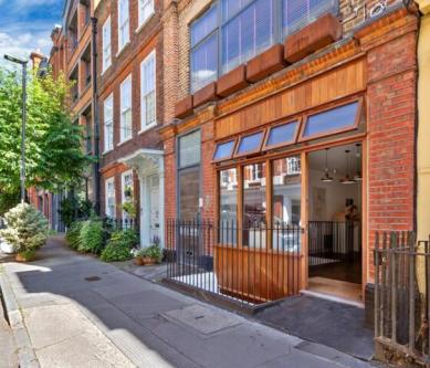 Britton Street, London, Office For Rent in Kidlington - Image 1