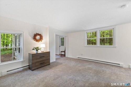 Brooklyn Rd, Canterbury, Home For Sale in Cranston - Image 1