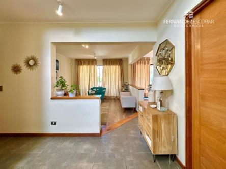 CALLE LARGA - VENDE CASA DOS PISOS 3D 3B PISCINA en Los Andes - Imagen 4