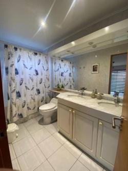 CASA CON PISCINA BOSQUES DE MONTEMAR en Concón - Imagen 17