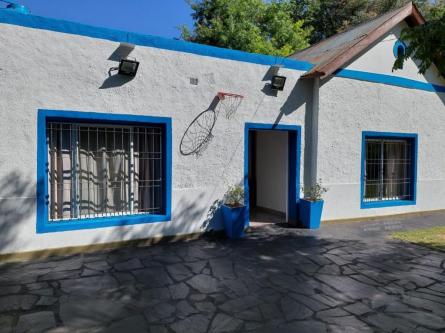 CASA CUATRO AMBIENTES CON PISCINA SOBRE LOTE 2000 MTS en Inmomap en Tres Arroyos - Imagen 1