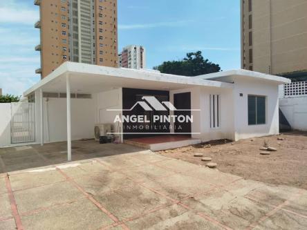 CASA EN VENTA EN AV BELLA VISTA MARACAIBO API 7620 en Maracaibo - Imagen 1