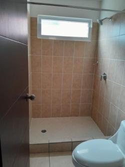 CASA EN VENTA / RENTA CONDOMINIO VILLA CAPELO en Villa Canales - Imagen 3